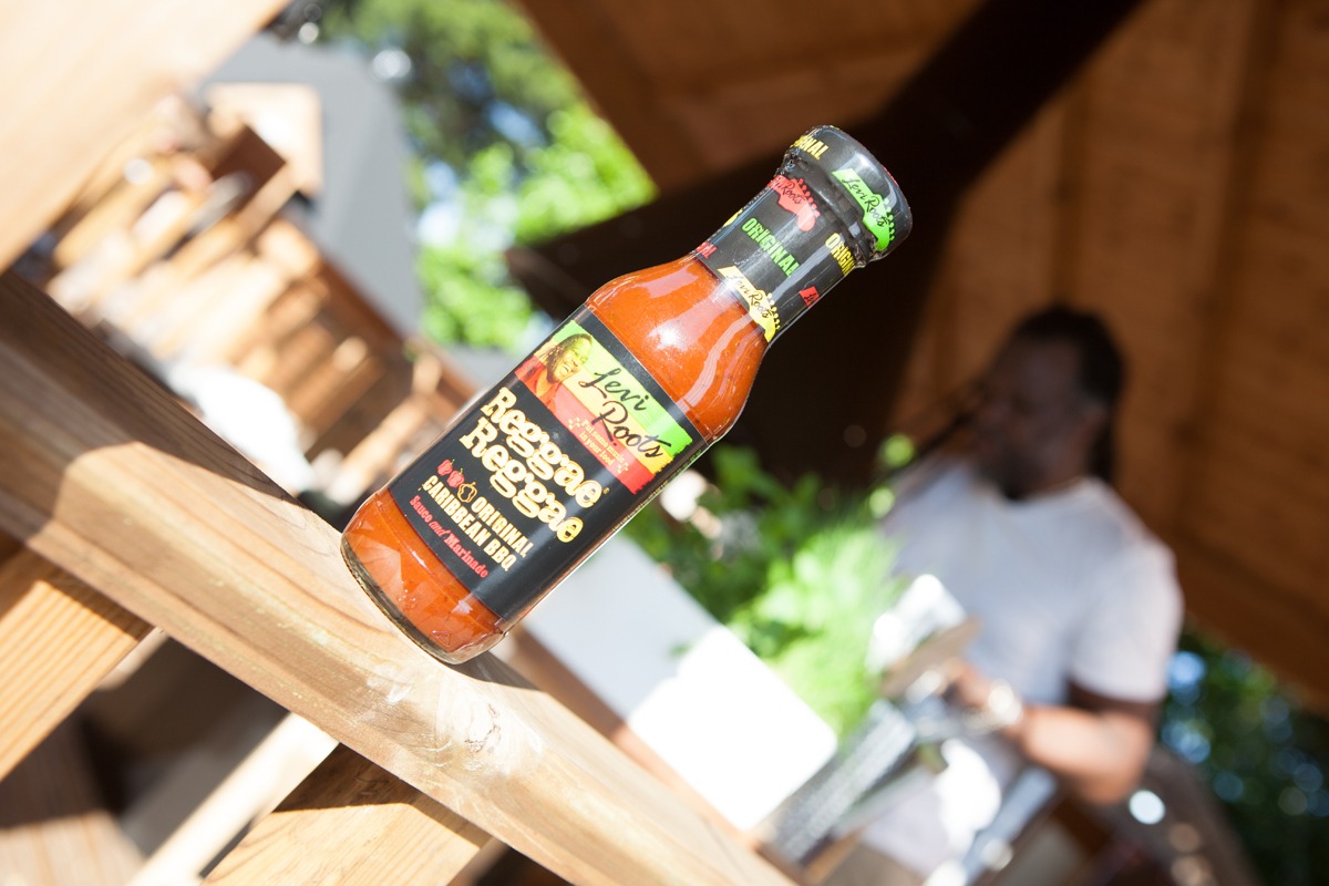 Levi Roots Jerk Chicken Wings Barbecue Cabins BBQ Huts Indoor Barbeque Log Cabins Levi Roots Jerk Chicken Wings Barbecue Cabins BBQ Huts Indoor Barbeque Log Cabins